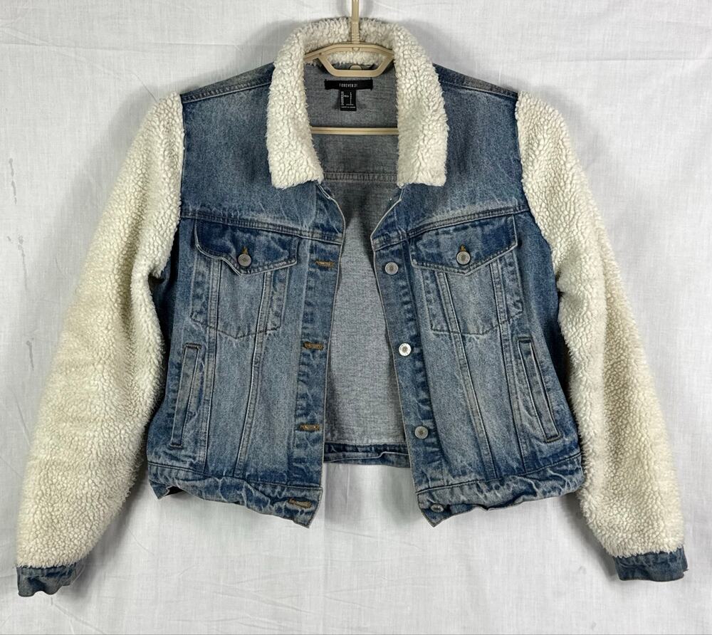 Forever 21 Women’s Sherpa Sleeve Collared Button Up Jean Jacket Coat - L